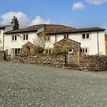 Two Town End Tatil Evi